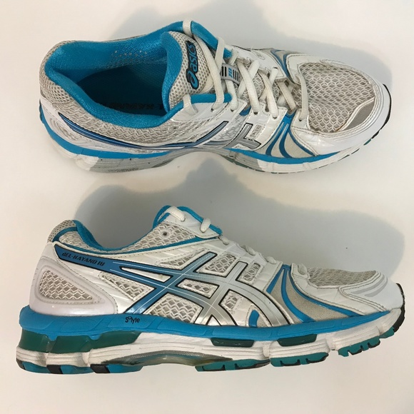 gel kayano 18 womens